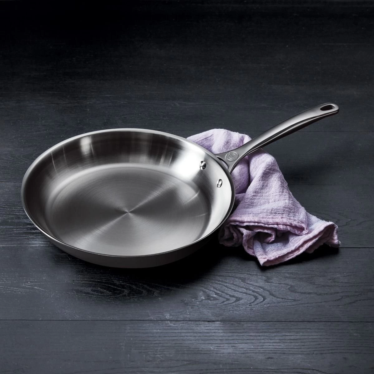 Le Creuset 12" Tri-Ply Fry Pan | Stainless Steel 4 Le Creuset 12" Tri-Ply Fry Pan | Stainless Steel - Image 4