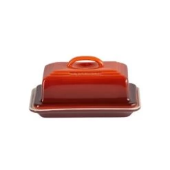 Le Creuset - Stoneware Butter Dish Cayenne