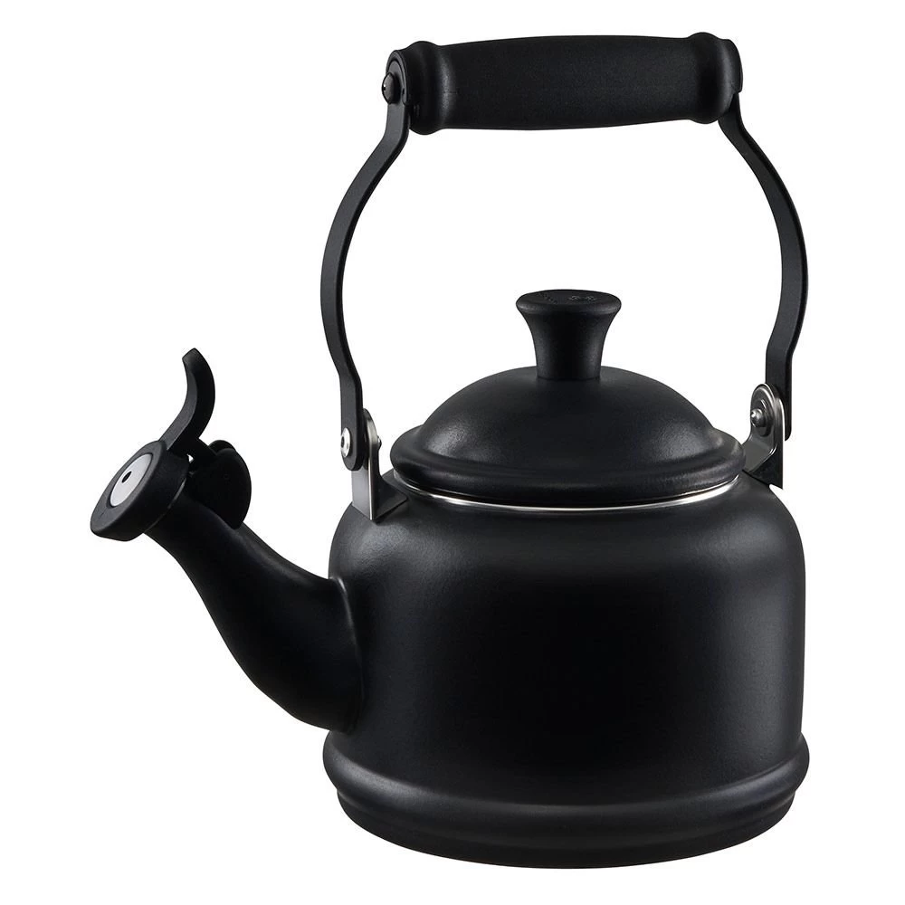 Le Creuset 1.25 Qt. Demi Kettle Tea Pot | Licorice 1 Le Creuset 1.25 Qt. Demi Kettle Tea Pot | Licorice