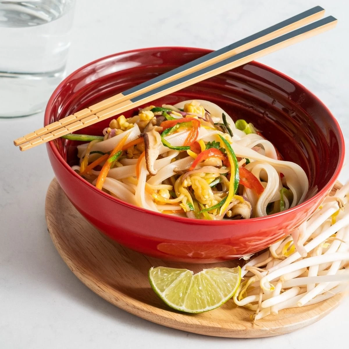 Le Creuset 22oz Soup Bowls - Set Of 4 | Cerise/Cherry Red 3 Le Creuset 22oz Soup Bowls - Set Of 4 | Cerise/Cherry Red - Image 3